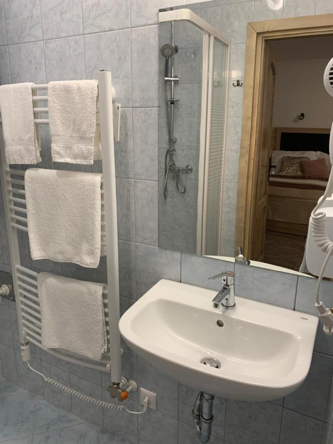 Varga Vendeghaz Sumegpraga Екстериор снимка